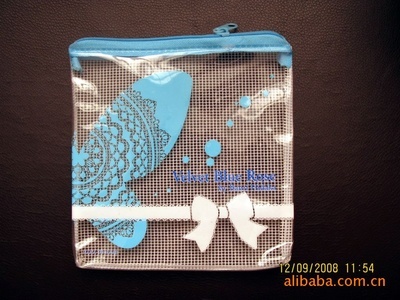 深圳市飞达塑胶制品 一站式日用品包装袋与旅行手袋供应专家